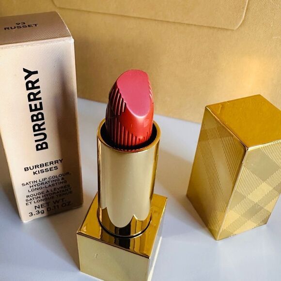 BURBERRY Kisses 93 Russet:
Timeless Elegance
(3.3 g / NET WT. 0.11 OZ) - Picture 11 of 17
